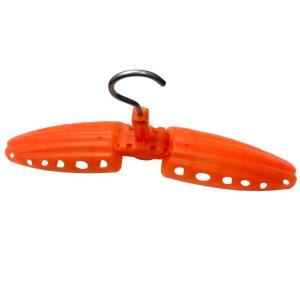 BBC R2ウエットスーツハンガー