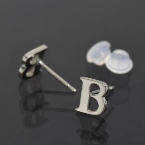 バラ売り/1個】 ピアス PT900 プラチナ D イニシャルのピアス