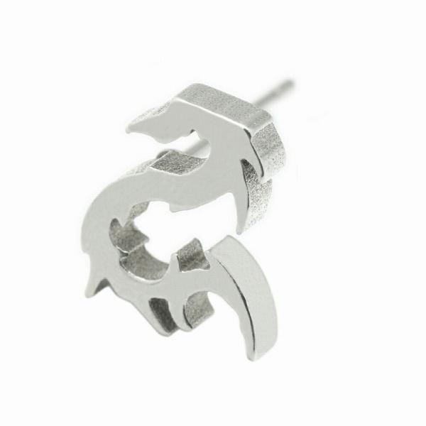 【バラ売り/1個】 ピアス サージカルステンレス ドラゴントライバルのピアス 龍 竜 りゅう リュウ