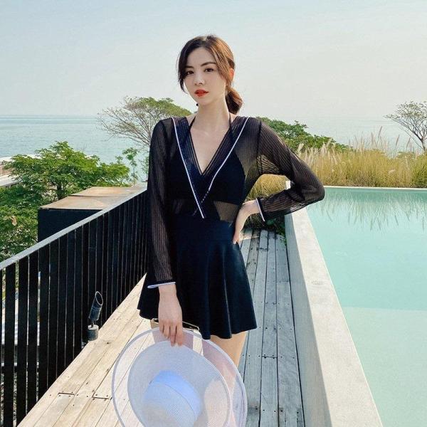 水着 長袖 レディース ラッシュガード Vネック フレア 日焼け防止 背中見せ セパレート 2点セッ...