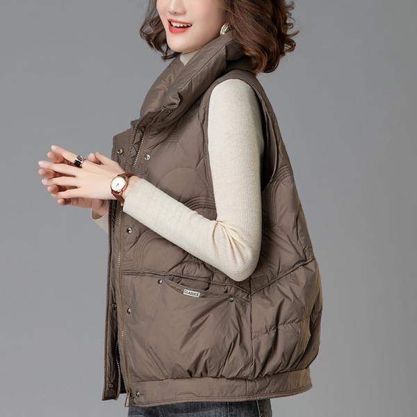 レディース 袖なし ダウンコート 軽量 シンプル 無地 ハイネック 防風 防寒対策 保温 着痩せ 秋...