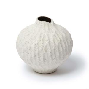 Ferm Living ファームリビング クリームカラーと繊細なリブデザインが