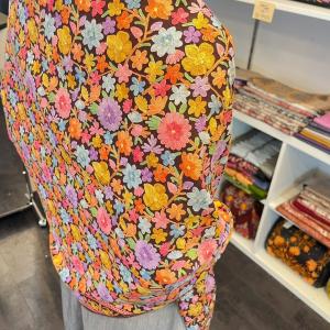 カシミール刺繍 小花柄 大判ショール タペスト...の詳細画像4
