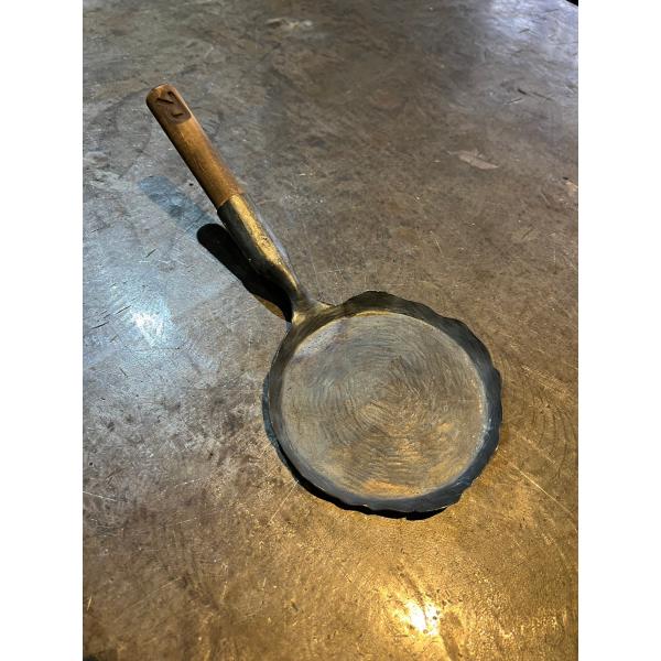 鍛冶職人手作り世界でただ一つのフライパン『送料無料』