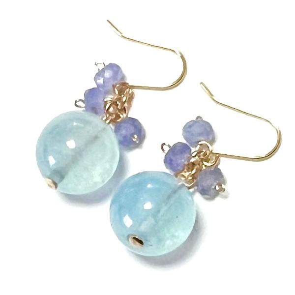 【Rvaru】 K18 アクアマリン タンザナイト ピアス イヤリング ブーケタイプ フックピアス ...
