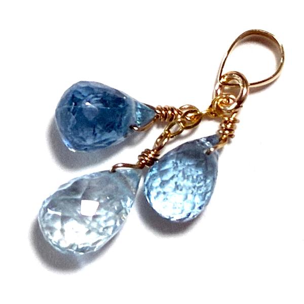 【Rvaru】 [特価品] K18 アクアマリン ペンダント トップ サンタマリア アクアマリン ク...