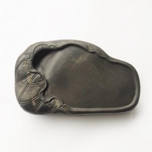 【未使用】雨宮弥太郎梅寿硯五分の三硯すずり 甲斐雨端硯本家 雨畑硯 雨宮弥太郎監修 梅寿硯五分の三 硯 すずり 1個 伝統工芸