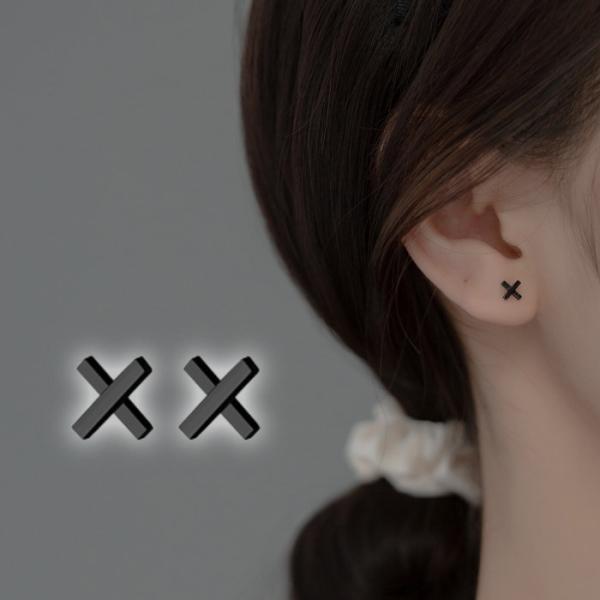 ピアス クロス 小さい 十字 シンプル 軟骨 金属アレルギー シルバー 小さめ ミニ シルバー925...