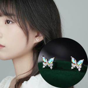 ピアス 蝶々 ちょうちょ 小さい シンプル 軟骨 金属アレルギー シルバー 小さめ ミニ シルバー925 アレルギー対応 20G 仕事用｜rysshop