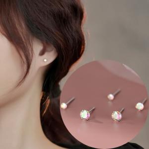ピアス 虹色ストーン 3mm 4mm 5mm レインボー 小さい シンプル 軟骨 シルバー925 アレルギー対応 20G 仕事用 つけっぱなしピアス｜rysshop
