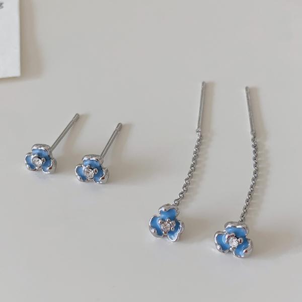 選べるチェーンとスタッドの青花ピアス アイリス チェーンピアス スタッドピアス 青花 ブルー フラワ...