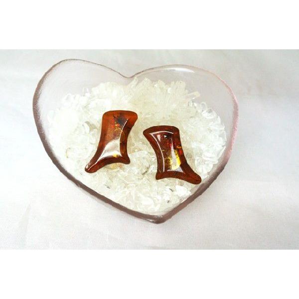 グリーンアンバー 琥珀 コハク イヤリング 耳飾り 30mm