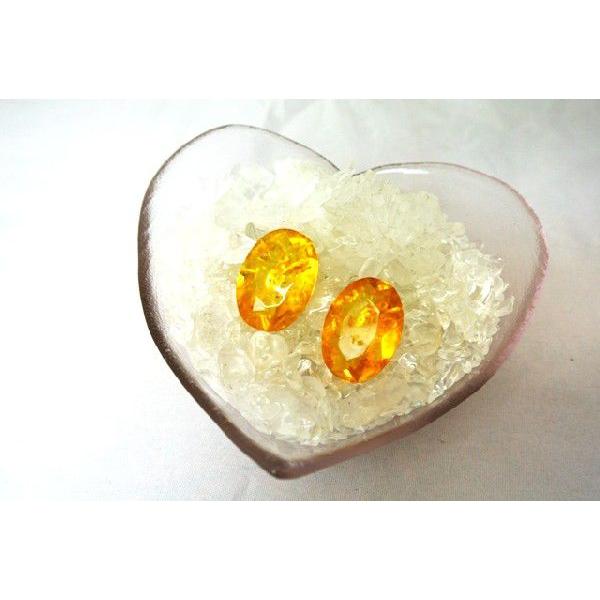 琥珀 コハク アンバー ピアス 耳飾り 楕円型 アクセサリー カット加工