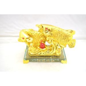 アロワナ 龍魚 風水置物 樹脂製 ガラス台座 古銭 ペア 中