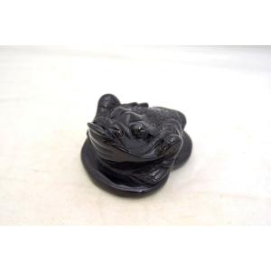 三脚蟾蜍 さんきゃくせんじょ 三本脚の蛙 天然石製置物 オニキス 中