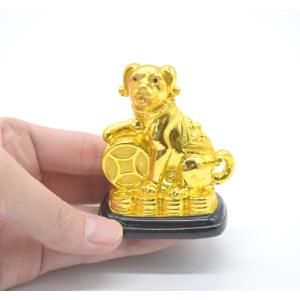 戌 犬 樹脂製置物 台座付き 古銭 金色 十二...の詳細画像5