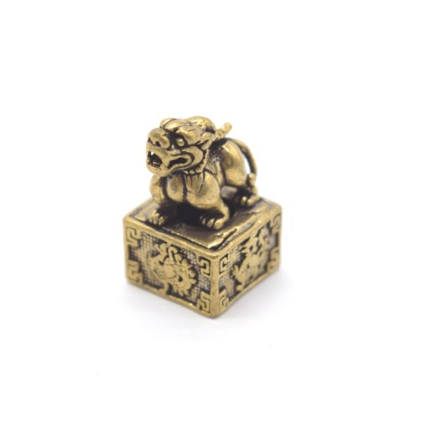 【メール便OK】 貔貅 置物 ヒキュウ  四神台座 銅製 ミニチュアサイズ 3.5cm