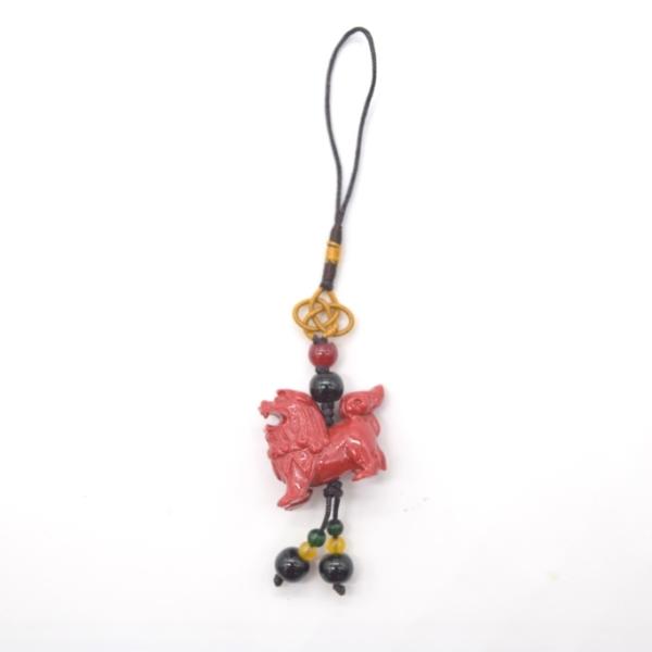 【メール便OK】 獅子 堆朱風 ストラップ 樹脂製 中国結び シシ