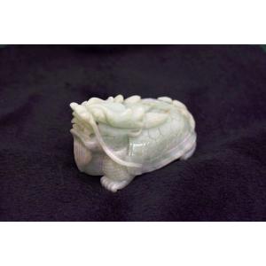 龍亀 ドラゴンタートル ロングイ 翡翠 ジェード 天然石製置物 中