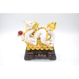 辰 龍の置物 白竜 樹脂製 22cm 台座付き 如意宝珠