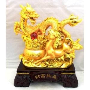 五本指皇帝龍と成功馬 台座付き 樹脂製置物 金色 大