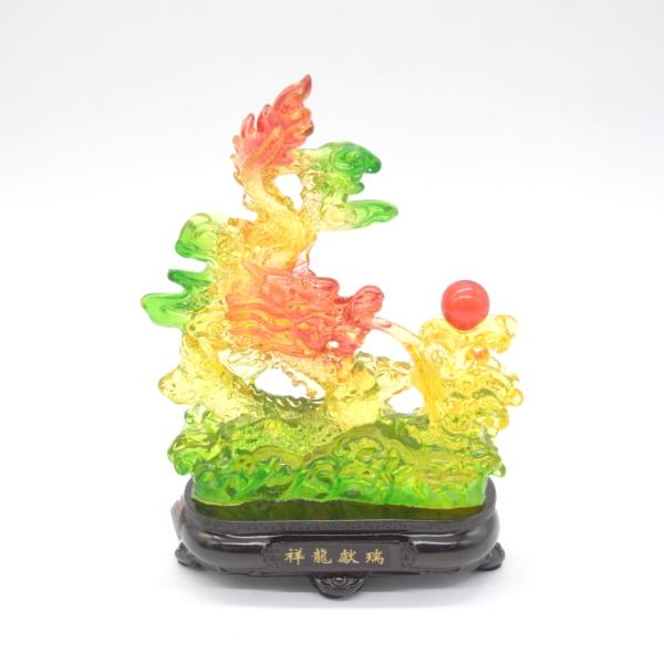 龍の置物 龍 右向き グラデーション カラフル 如意宝珠 樹脂製 黒台座付き 17cm