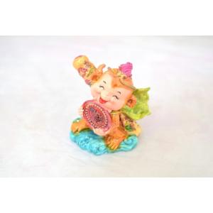 孫悟空 猿 カラフル 如意棒 元宝 茶色 樹脂製置物 夫婦円満 幸運 安産 難が去る