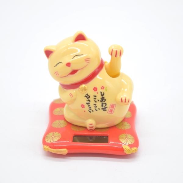 招き猫 ソーラー 太陽光 電池不要 雑貨 プラスチック製置物 片手稼働 黄色
