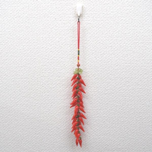 【メール便OK】 とうがらし 唐辛子 根付け 吊るし物雑貨 赤 ガラス製 魔除け 34cm