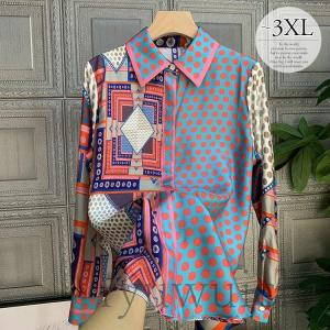 ブラウス トップス ビジュー きらきら きれいめ 上品 クールネック