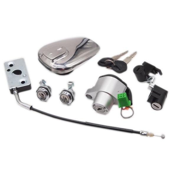 SUZUKI スズキ GZ125HS 社外品 キー　タンクキャップセットII