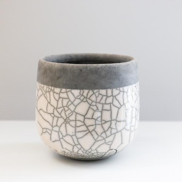 DOMANI Minsk ドマーニ ミンスク 16 パールホワイトD 鉢カバー