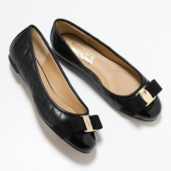 FERRAGAMO フェラガモ パンプス VARINAQ ヴァリナ 0672100 レディース レザ...