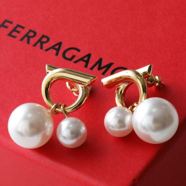 FERRAGAMO フェラガモ スタッドピアス 76 0805 780384 レディース ガンチーニ...
