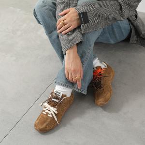 MIUMIU × New Balance ミュ...の詳細画像2