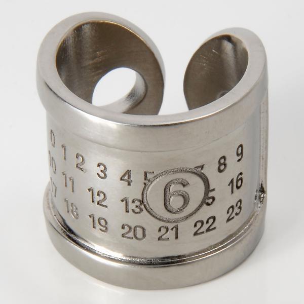 只今決算セール 只今決算セール メゾンマルジェラ Maison Margiela MM6 リング 指...