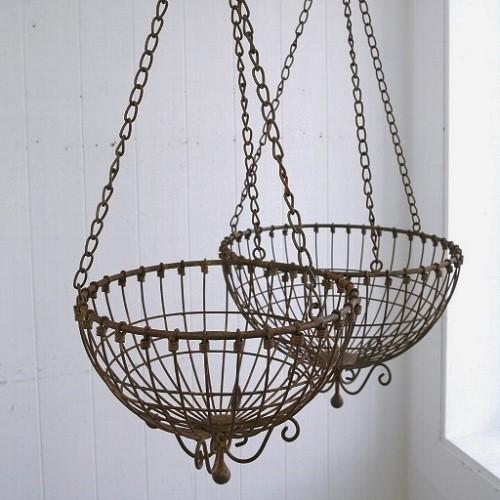 ガーデニング 雑貨 ハンギングバスケット アイアン 吊り下げ 壁掛け アイアン アンティーク ラステ...