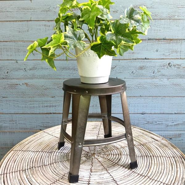 ガーデニング 雑貨 棚 花台 フラワースタンド アイアン アンティーク おしゃれ かわいい スツール...