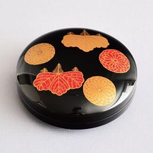 香合 茶道具 筑城筑良 作 欅摺漆 螺鈿入 蟹蒔絵香合 : 茶道具専門店