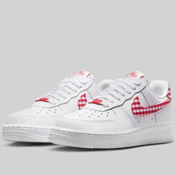 2023年秋冬新作♪ NIKE【ナイキ】 WMNS AIR FORCE 1 &apos;07 ESS TREN...