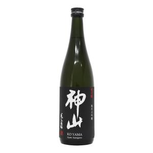 京都産業大学 オリジナル 日本酒　月の桂 「 神山 」 純米大吟醸酒 720ml 【日本酒のみ同梱可能】　