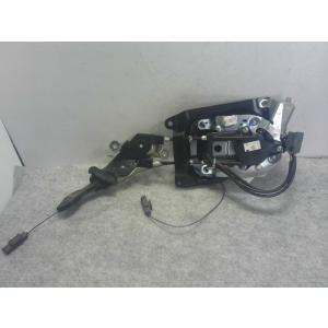 デリカＤ2 DBA-MB15S 左パワースライドドアモーター S Z7T    MQ501783