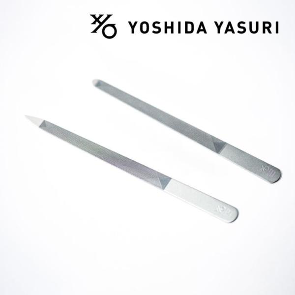 父の日 YOSHIDA YASURIの爪ヤスリ マットシルバー 先尖り・先丸 ブリスターパッケージ入...