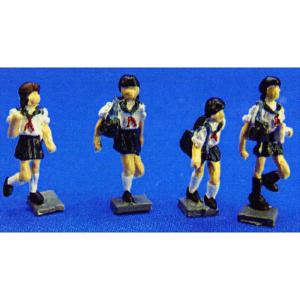 水場で休憩中の登山する人たち(ハイカー) ：プライザー 塗装済完成品