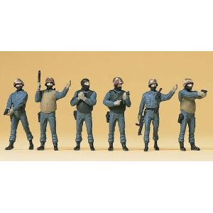 黄色の化学防護服に身を包んだ消防隊員 ：プライザー 塗装済完成品 HO