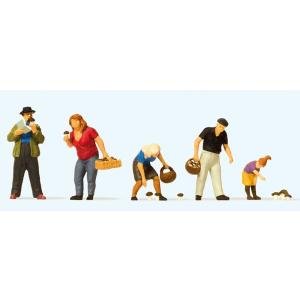 羊飼いと羊と犬 ：プライザー 塗装済完成品 HO(1/87) 14160 : さかつう