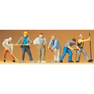 近代的な林業作業員（1） ：プライザー 塗装済完成品 1/22.5スケール