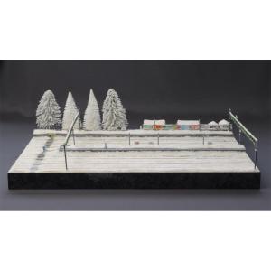 田舎の木造小型駅舎 ：梅桜堂 N(1/150) 着色済みキット ST-042-15C