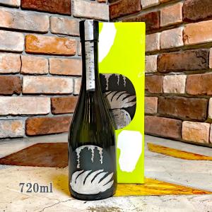 日本酒 山に雲が ヒュロヒュロ 純米大吟醸 720ml 専用箱入り クール便推奨
