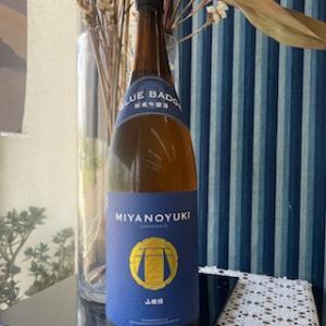 宮の雪 BADGEシリーズ ブルーバッジ 山田錦 純米吟醸生原酒 1800ml 日本酒 特約店限定酒 宮崎本店 三重の酒 ※クール便指定